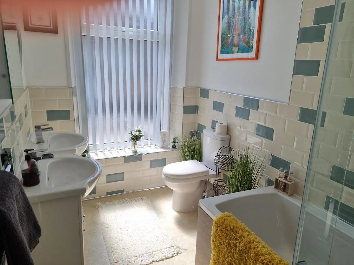 Tiffy'S Place (Adults Only) Blackpool 4*,